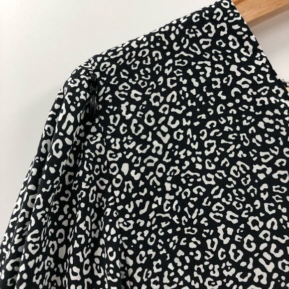 Nom Maternity Marianna Dolman-Sleeve Maternity & Nursing Dress - Picture 4 of 9